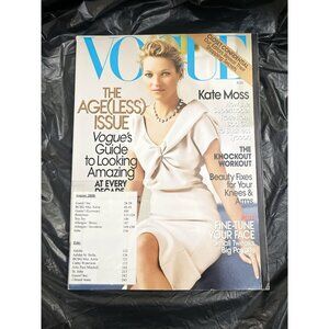 2008 AUGUST VOGUE MAGAZINE - KATE MOSS - FASHION SUPER MODELS - C 1509 - USED